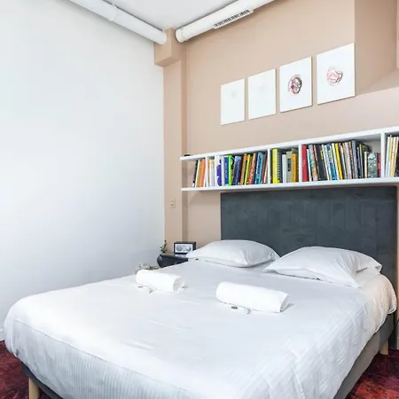 Guestready - Artist Loft With A Vertical Garden Párizs