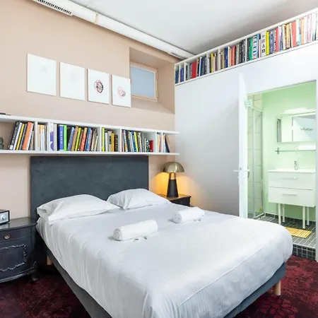 Guestready - Artist Loft With A Vertical Garden Daire *