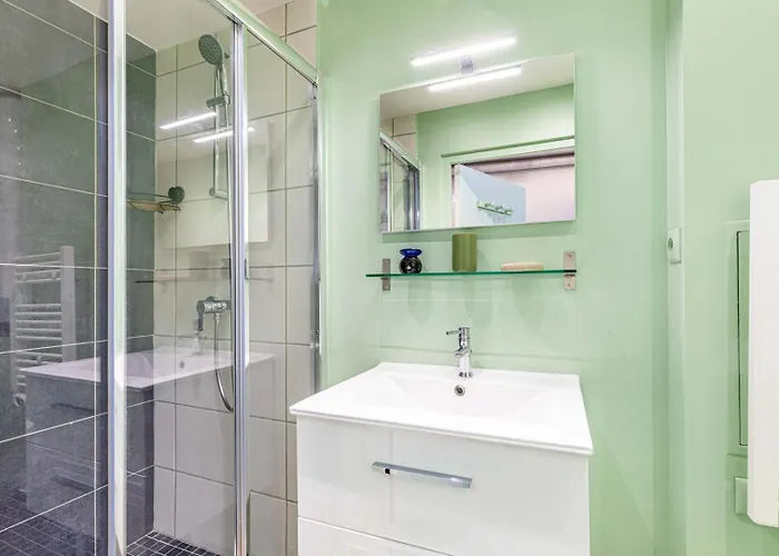 Guestready - Artist Loft With A Vertical Garden *
