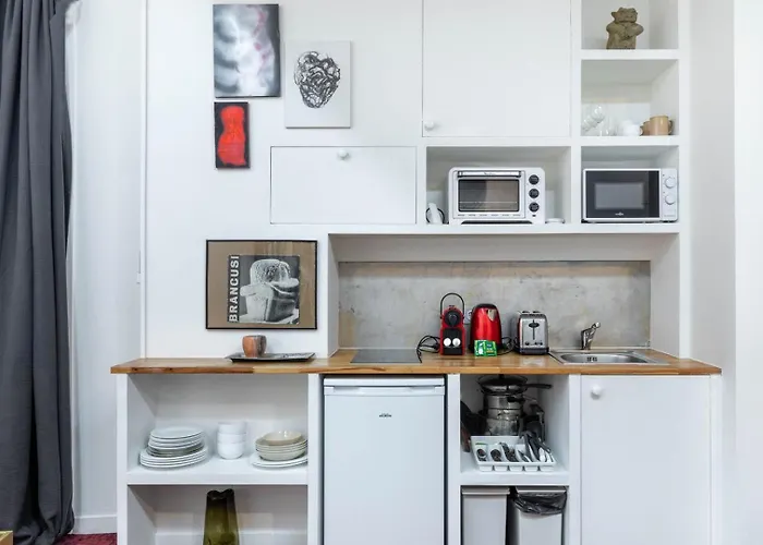 Guestready - Artist Loft With A Vertical Garden Апартаменты Париж