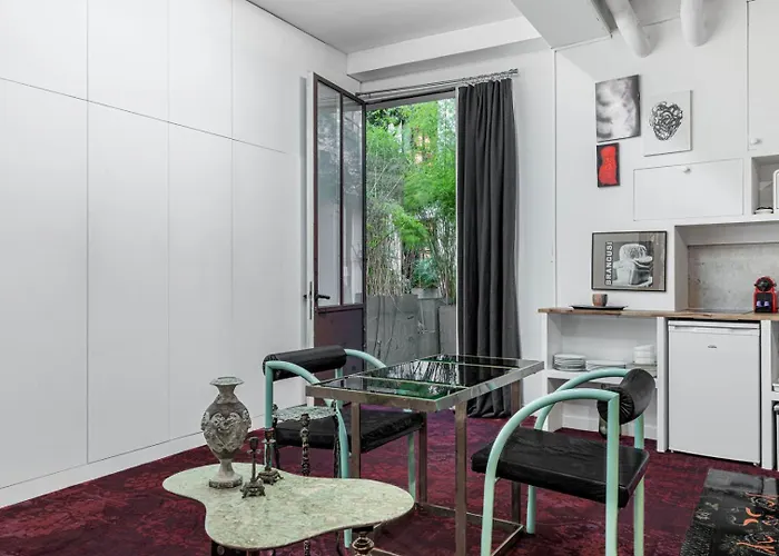 Guestready - Artist Loft With A Vertical Garden