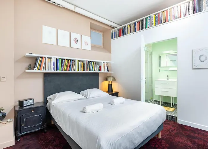 Guestready - Artist Loft With A Vertical Garden Апартаменты *